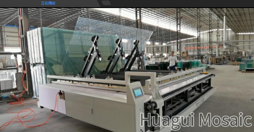 Automatic glass mosaic cutting machine